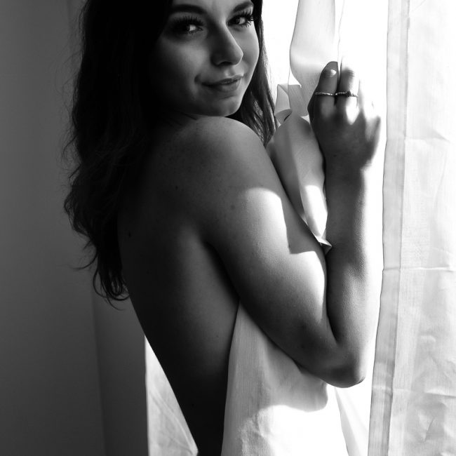 glamour boudoir photography