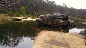 hiking mermaid pools tahmoor