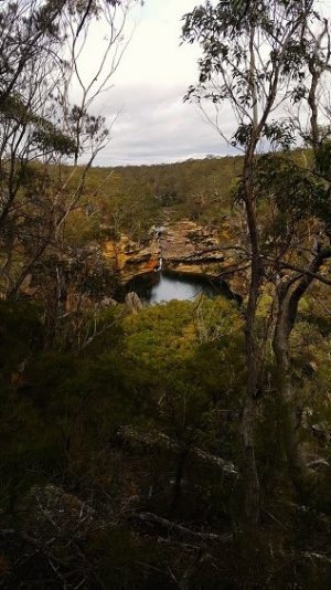 hiking mermaid pools tahmoor